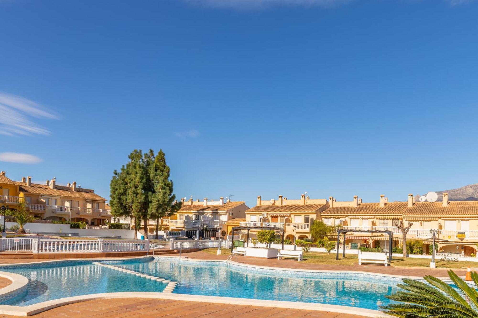 Sol Y Sombra Villa El Campello Luaran gambar